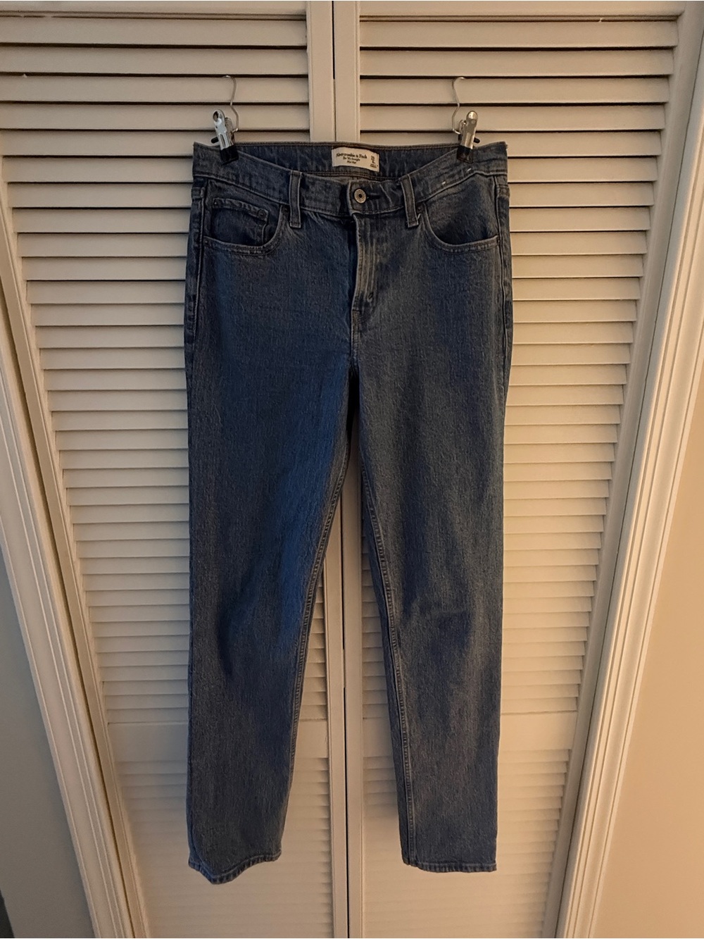 Abercrombie & Fitch Classic Straight-Leg Denim Jeans in Medium Blue